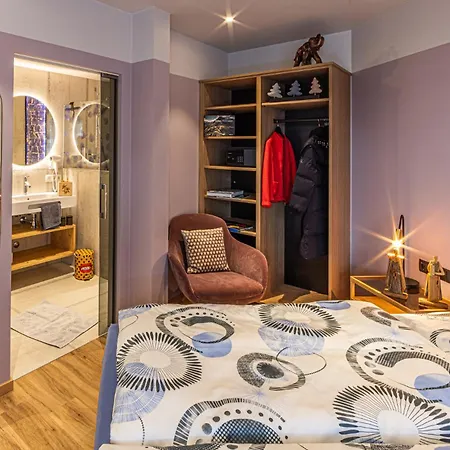 Lorenzi Bed & Breakfast