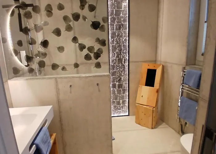 Lorenzi לינה וארוחת בוקר