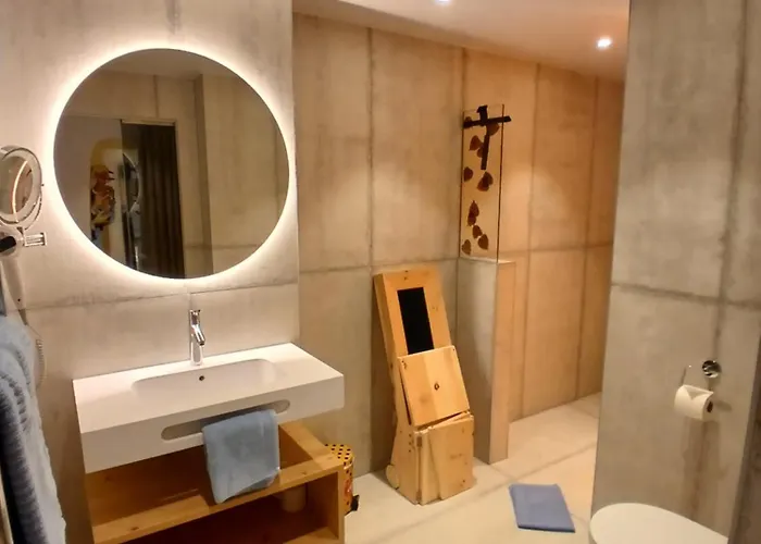 לינה וארוחת בוקר Lorenzi 4*