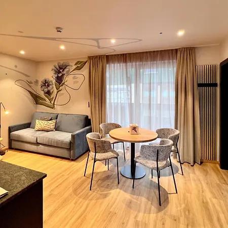 Lorenzi فندق مبيت وإفطار سولدن