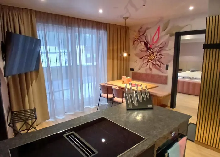 Frühstückspension Lorenzi 4*